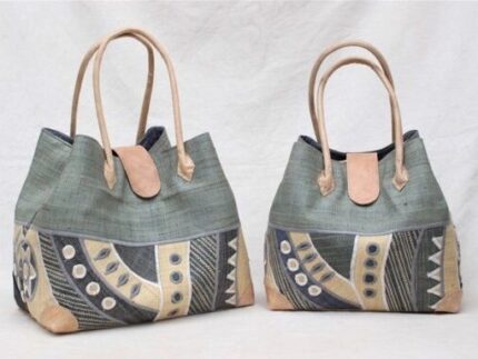 Bolso rafia con cierre